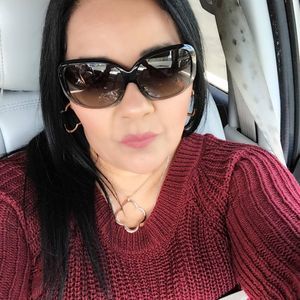 Meet your Posher, Carmen